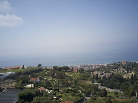 Sea view land in Bordighera for sale