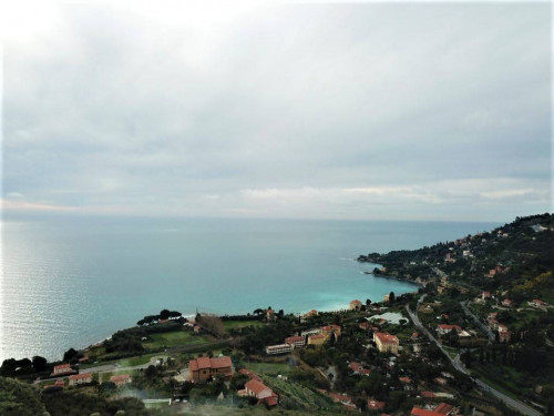 Ventimiglia apartment seaview for sale