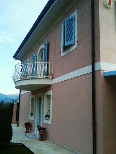 Villa singola di recente costruzione