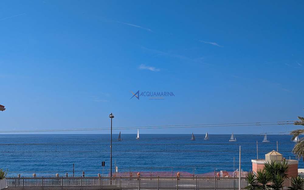 Bordighera, sea view apartment - foto 1