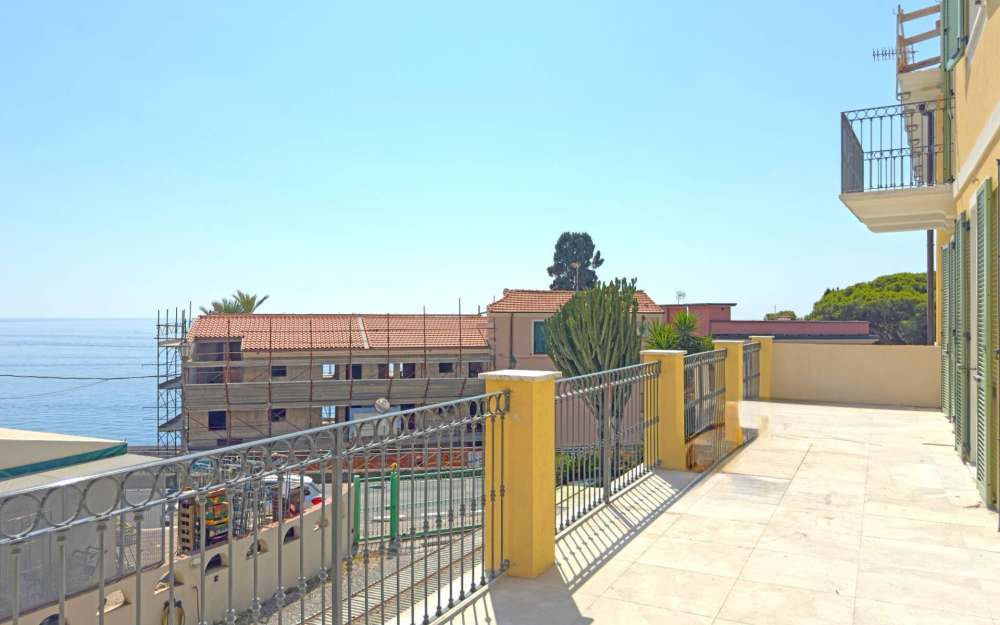 Bordighera, beautiful sea-view apartment in a new build - foto 1