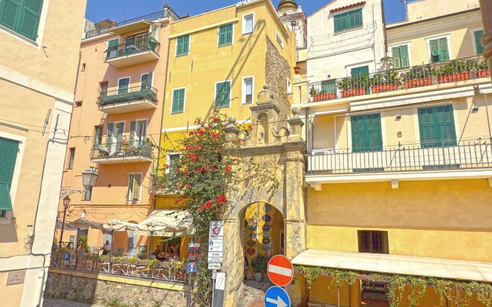 Bordighera, newly built three-room apartment - foto 1