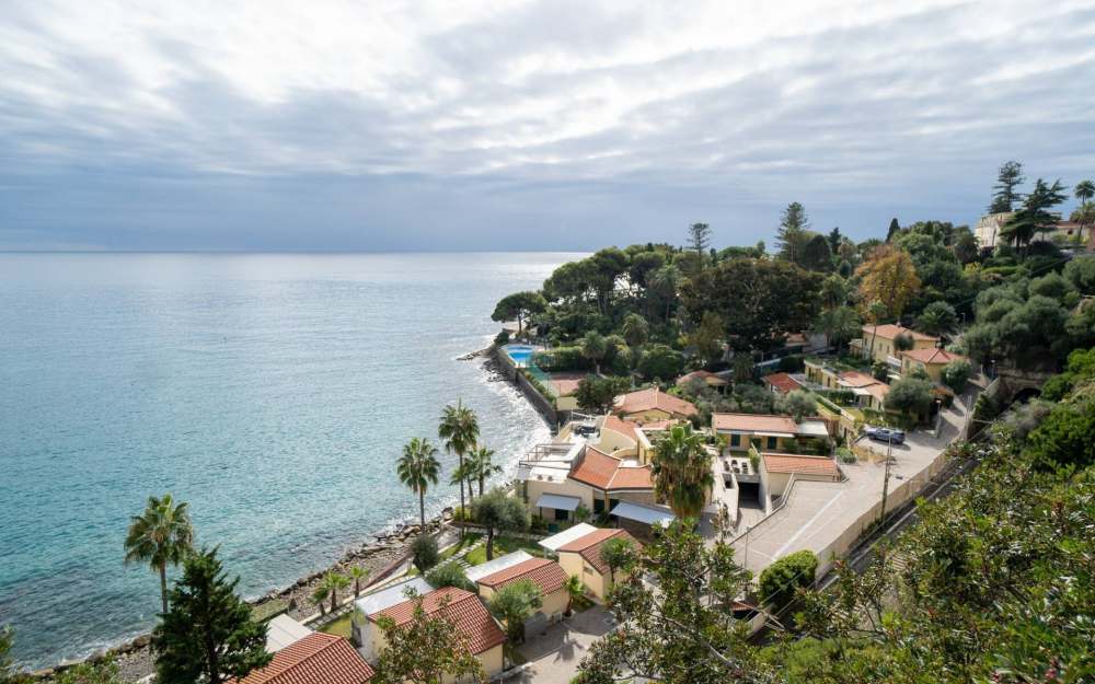 Bordighera, seafront two-room apartment - foto 1