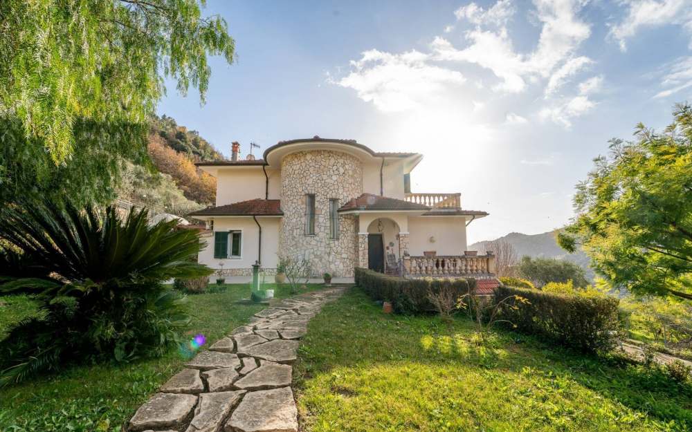 VALLECROSIA â€“ VILLA MIT MEERBLICK - foto 1