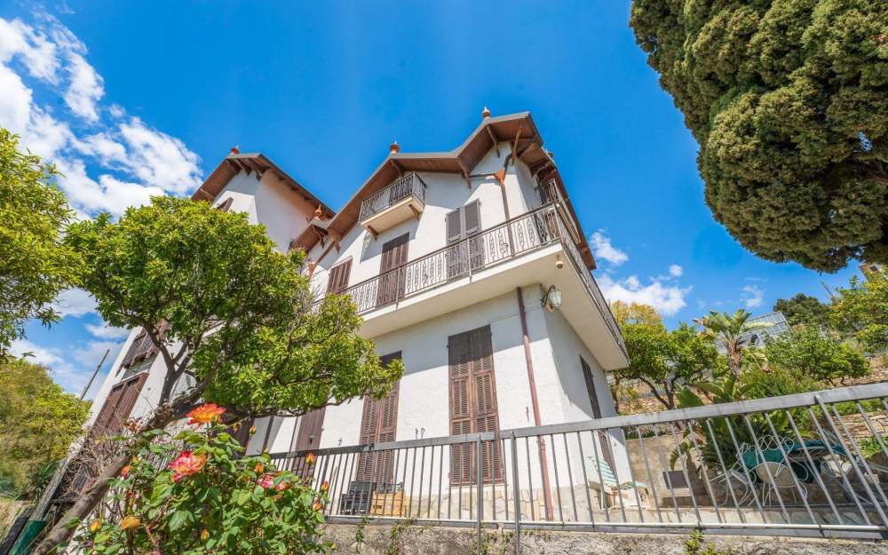 Sanremo, Villa mit Meerblick und Garten - foto 1
