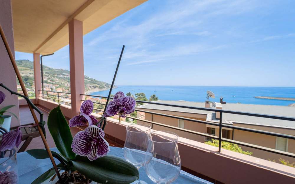 Santo Stefano al Mare, DoppelhaushÃ¤lfte mit Meerblick. - foto 1