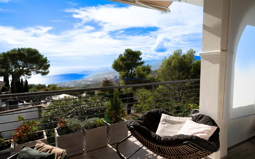 Cipressa : villa jumelée de prestige avec vue sur la mer, piscine et parc. - foto 1