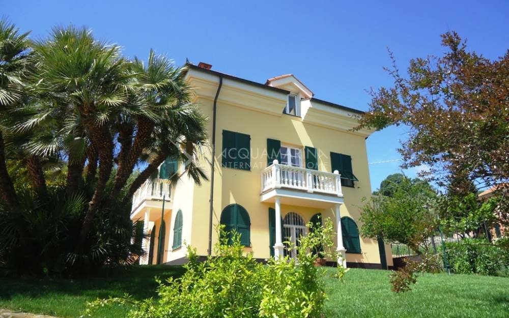 Imperia Villa For Sale - foto 1