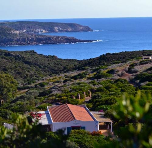 Sardegna, isola san pietro villa in vendita 