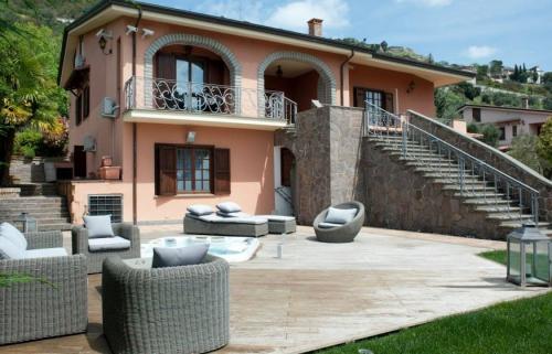 Roma villa in vendita