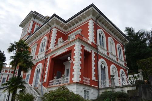 Stresa Appartamento in Vendita Vista Lago