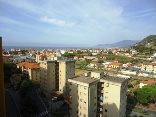 Vallecrosia Appartamento In Vendita
