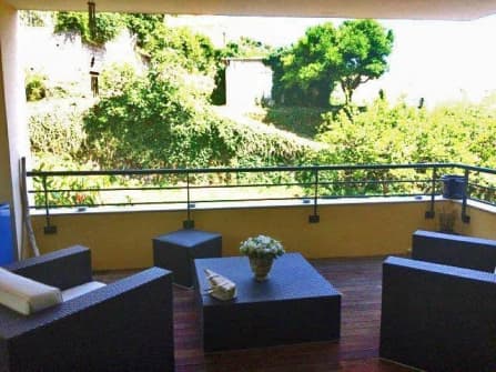 Quadrilocale con giardino a Menton
