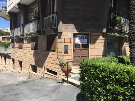 Verkaufsbüro in Bordighera