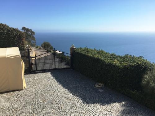 Villa for holiday renting Sanremo-Ospedaletti