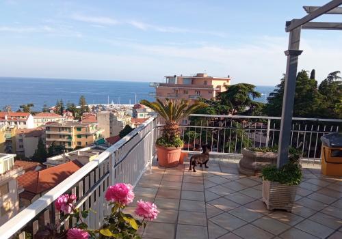 Sanremo attico vista mare in vendita