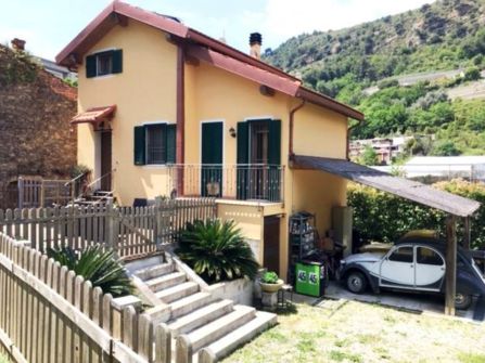 Vallecrosia Villa For Sale