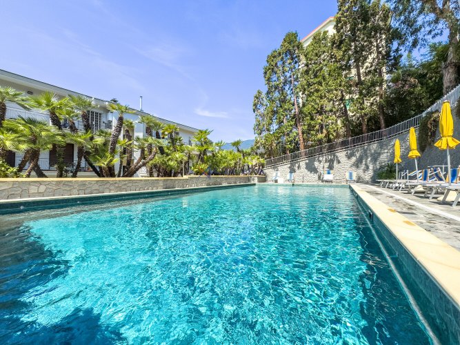 Appartamento  in un condominio con piscina