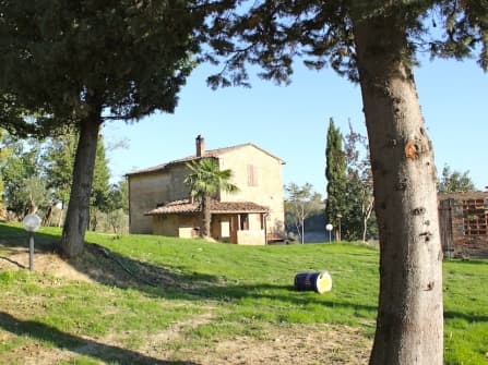 Peccioli Villa For Sale