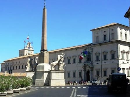Roma Palazzo Storico In Vendita