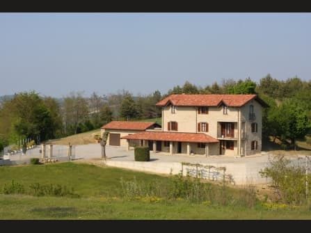 Cuneo Villa In Vendita