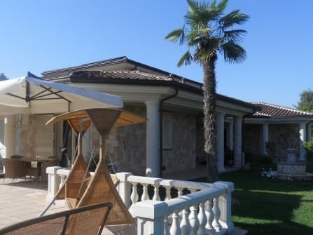 Lucca Villa In Vendita