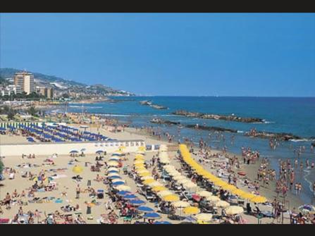 Arma di taggia quadrilocale in vendita