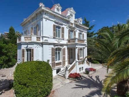 Unique villa for sale in Nice Cimiez