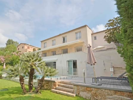 Magnificent villa for sale in Cannes