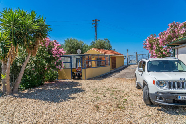 30/31