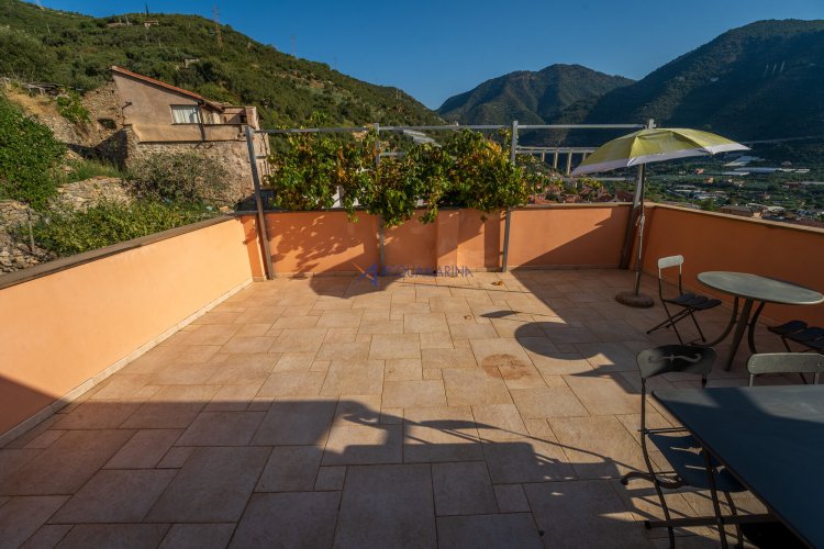 Taggia, terra cielo con terrazza vista mare - foto 3