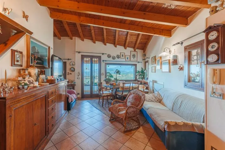 Vallebona Villetta in vendita con la vista mare e montagnie panoramica! - foto 4