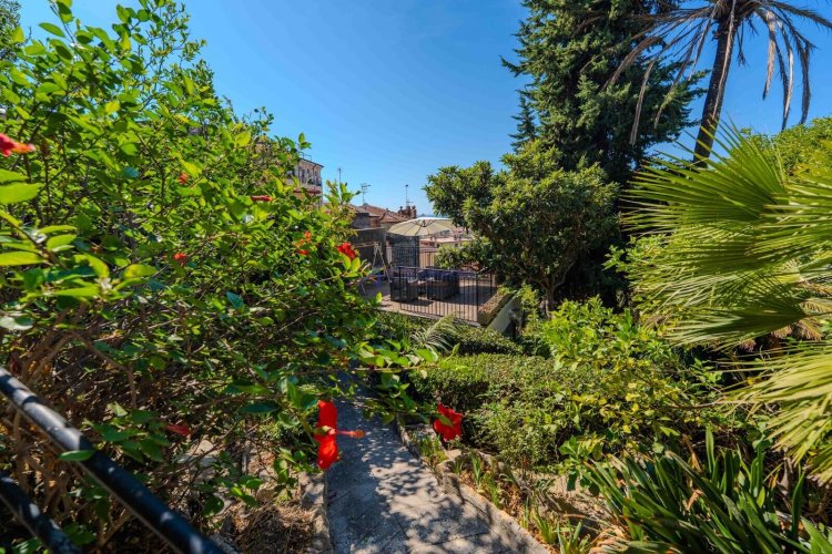 BORDIGHERA : VILLA AVEC VUE SUR LA MER à louer en centre-ville ! - foto 4