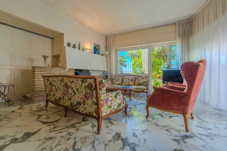 BORDIGHERA : VILLA AVEC VUE SUR LA MER à louer en centre-ville ! - foto 6