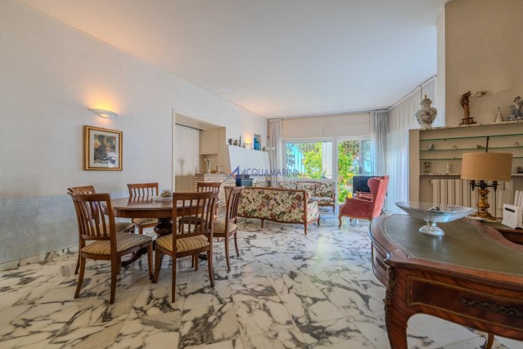 BORDIGHERA : VILLA AVEC VUE SUR LA MER à louer en centre-ville ! - foto 8