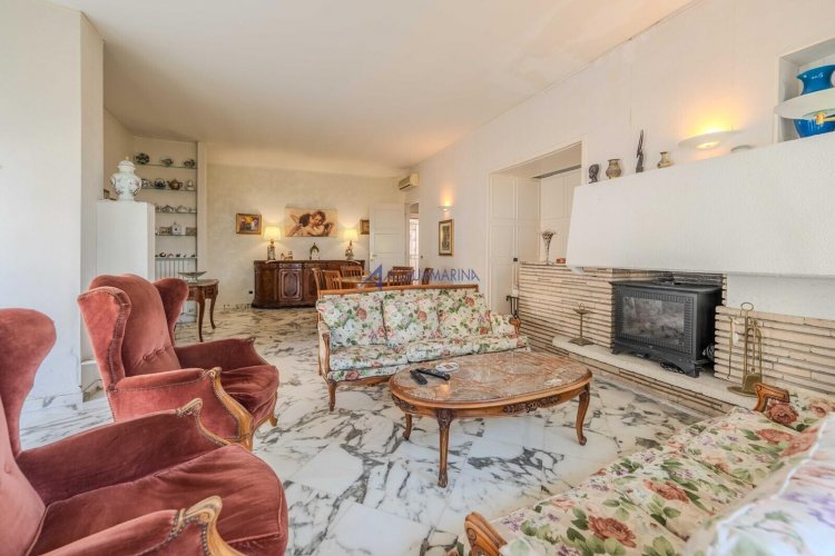 BORDIGHERA : VILLA AVEC VUE SUR LA MER à louer en centre-ville ! - foto 10
