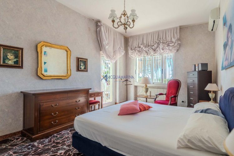 BORDIGHERA : VILLA AVEC VUE SUR LA MER à louer en centre-ville ! - foto 14