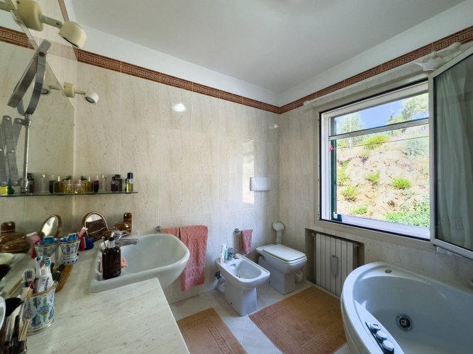 Sanremo, villa with sea view - foto 17