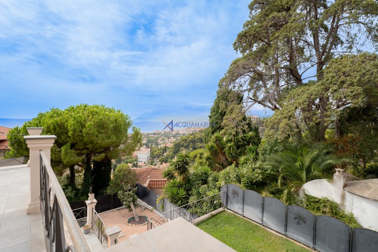 Bordighera, prestigieuse villa avec vue sur la mer et piscine. - foto 28