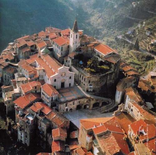 Apricale, appartamento in ven…